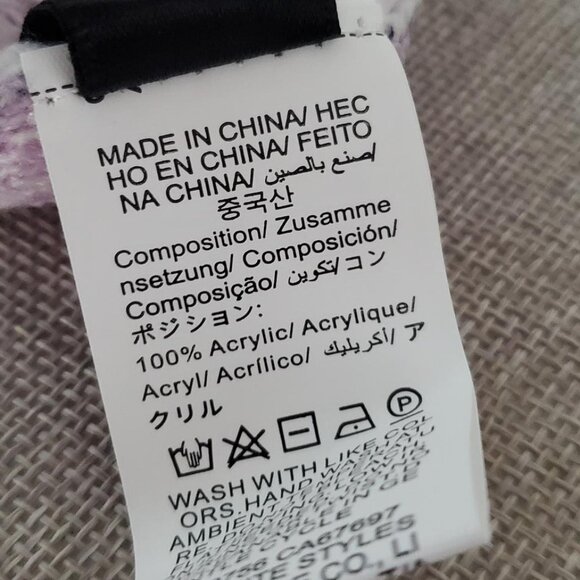 NWOT Drop Shoulder Plaid Sweater - Picture 5 of 5